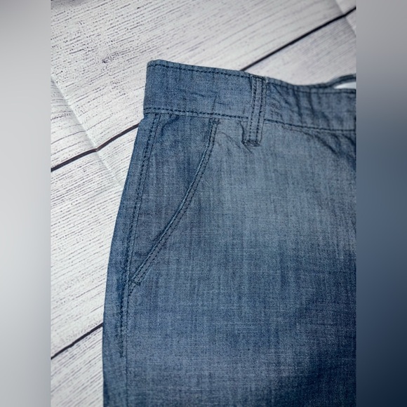Old Navy Medium Blue💙soft denim shorts. Gently worn no stains, holes or rips. - Picture 6 of 12